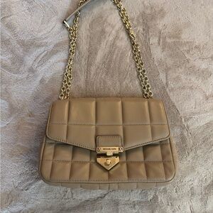 Michael Kors Beige Quilted Shoulder Bag